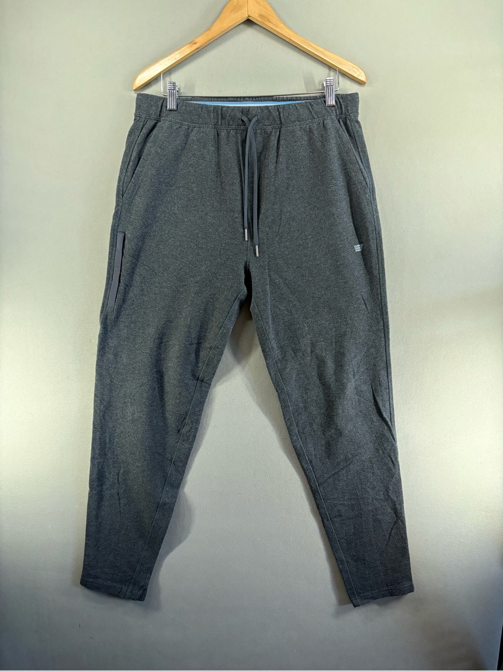 Mack Weldon Pants Mens Large Long Gray Ace Joggers Sweatpants Performance